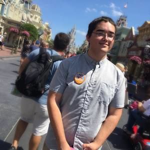 Meet your Posher, Troy